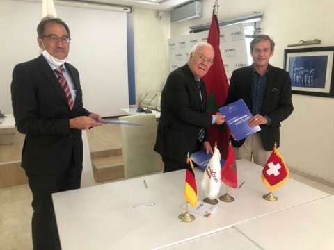 Signature d’une convention entre l’ASMEX, la GIZ et SIPPO Un programme de soutien aux producteurs de dattes de la région de Zagora est lancé